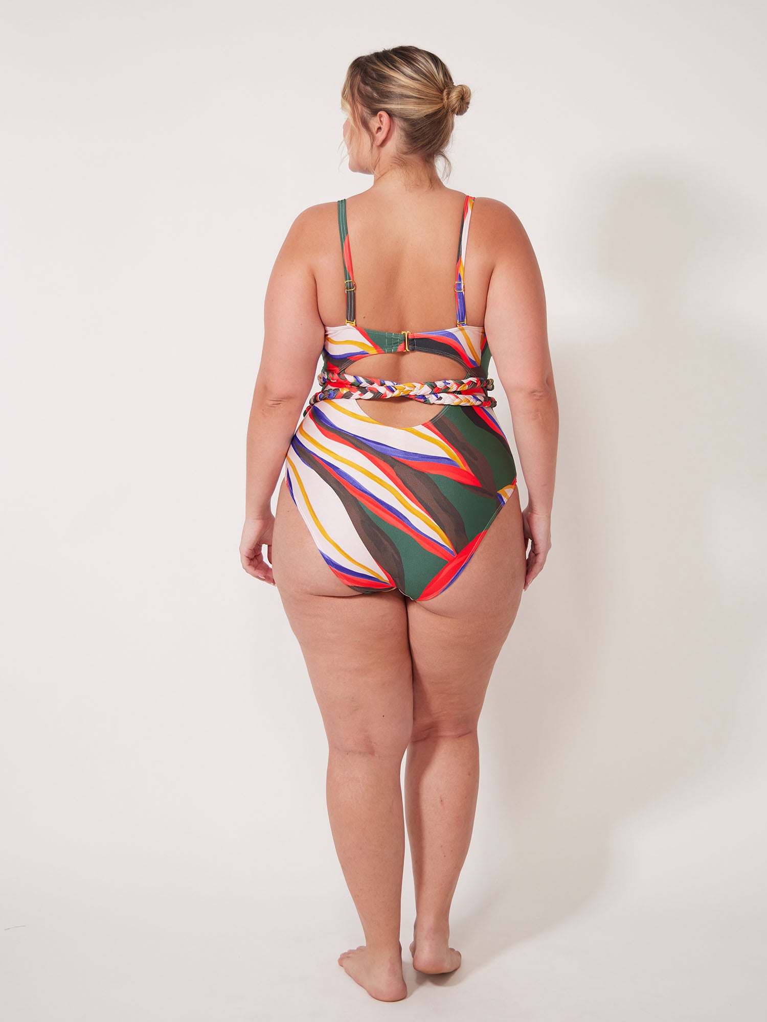 Fronda Lyra One Piece – Villa Fresca